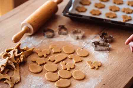 Dream about Baking Cookies: A Biblical Perspective