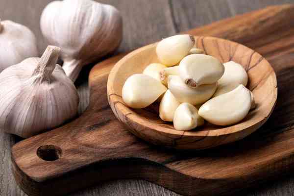 Garlic Dream: Spiritual Meaning and Symbolism